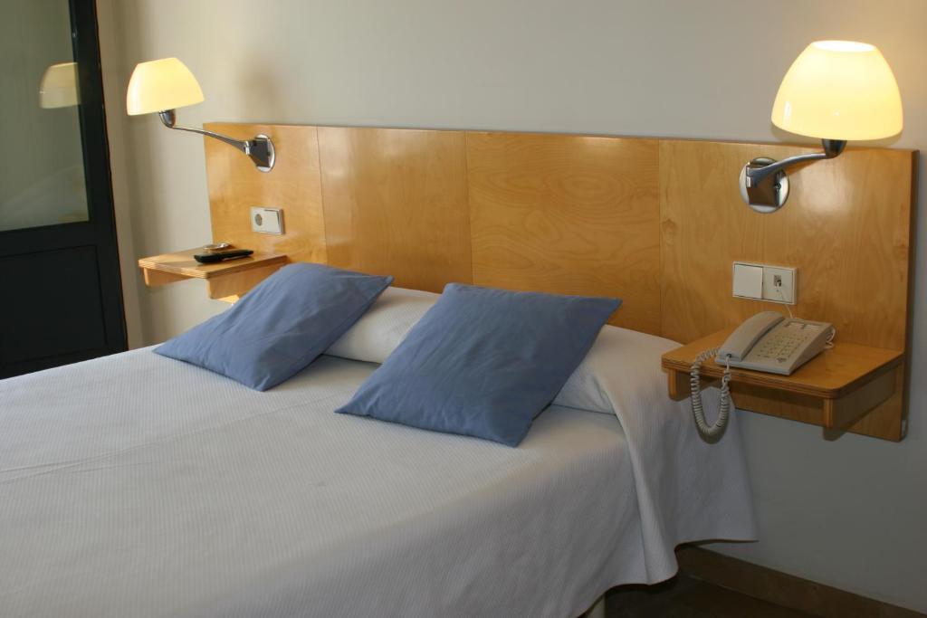 Hotel Rambla Figueres Oda fotoğraf