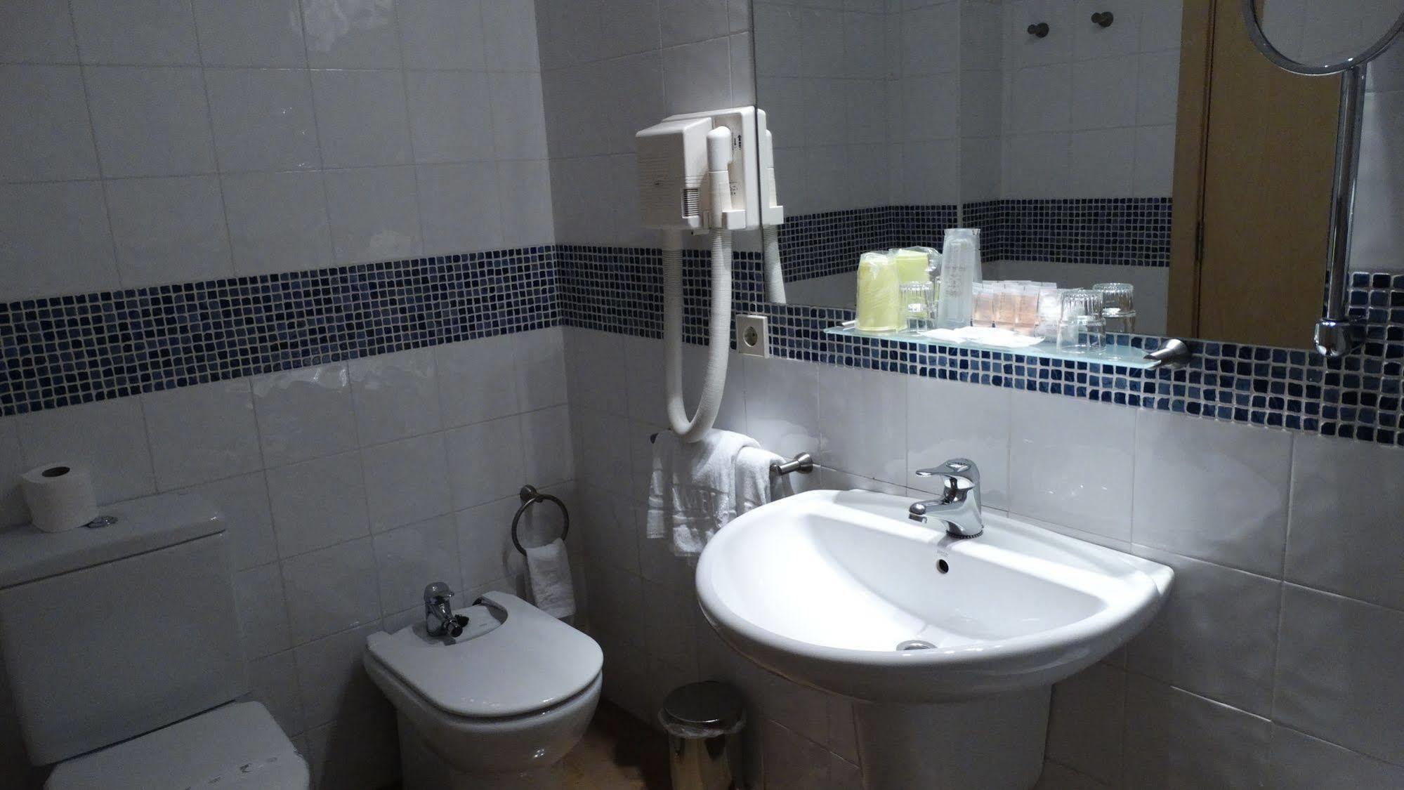 Hotel Rambla Figueres Dış mekan fotoğraf