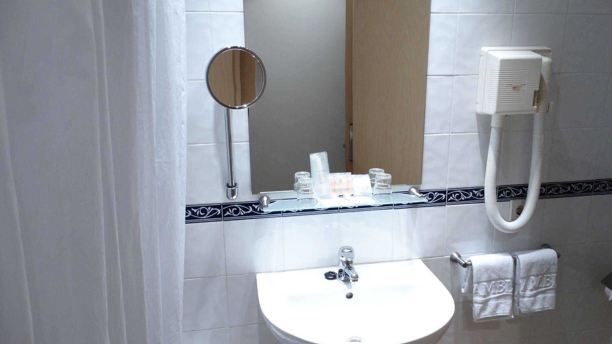 Hotel Rambla Figueres Dış mekan fotoğraf
