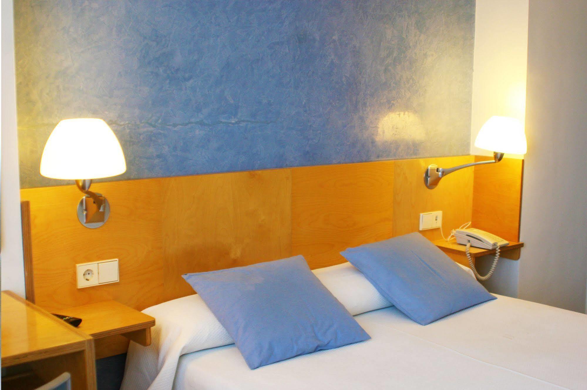 Hotel Rambla Figueres Dış mekan fotoğraf
